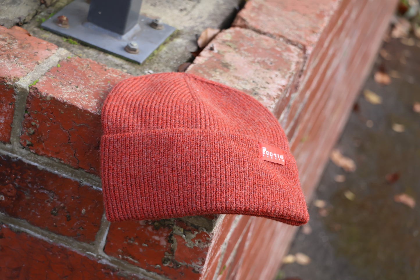 Comfy Urban Line Beanie- Red Earth